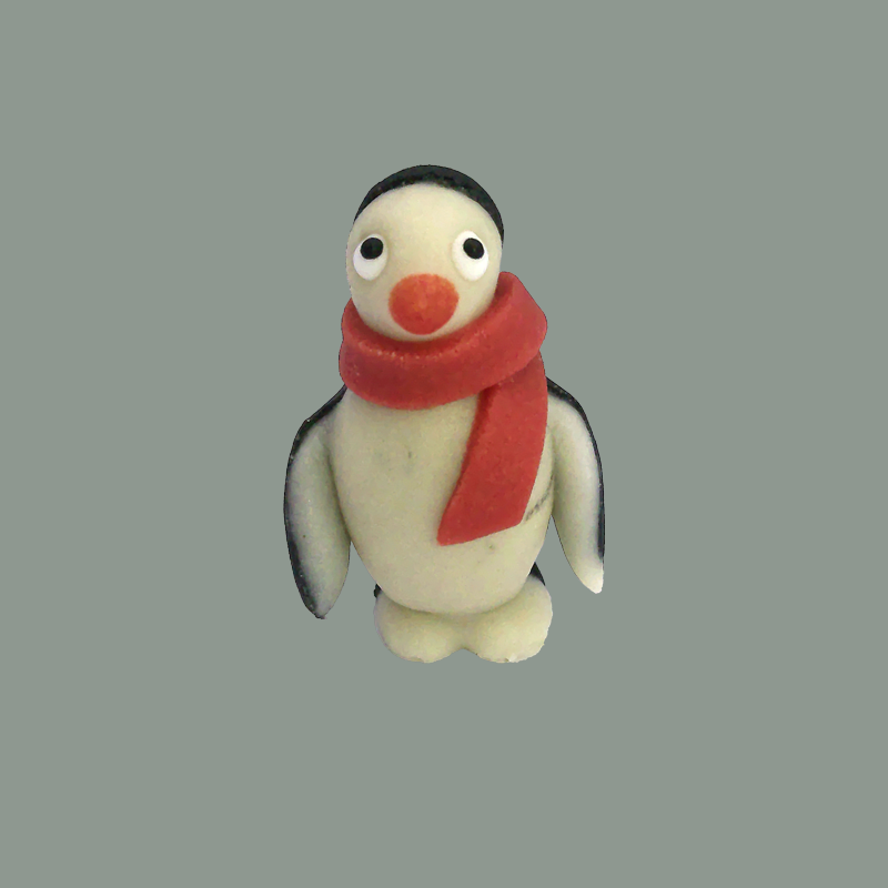 Marzipan Pinguin mit Schal
