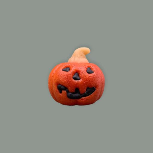 Kürbis aus Marzipan mit Grusel Halloween Gesicht